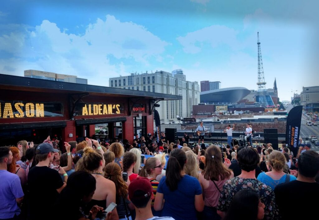 Jason Aldean's Rooftop
