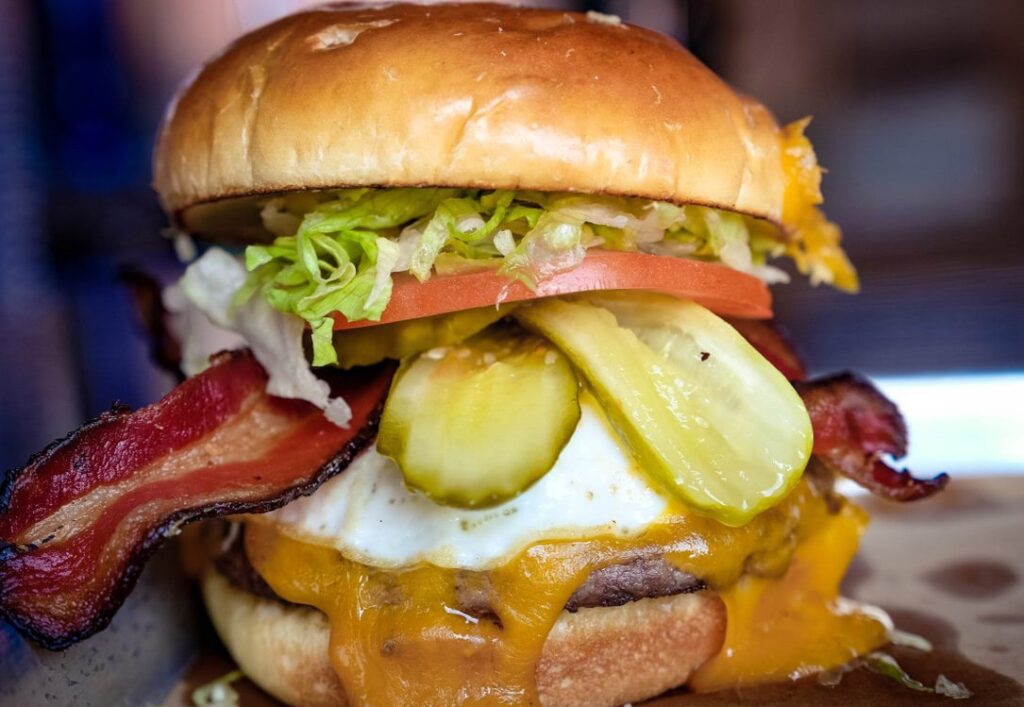 Luke's 32 Bridge Burger