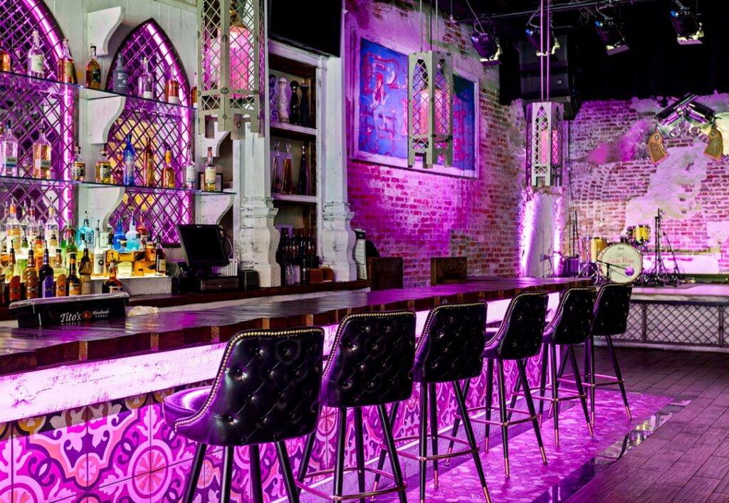 Casa Rosa Bar